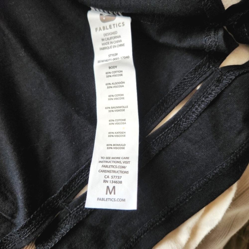 New Fabletics River Tee - image 7